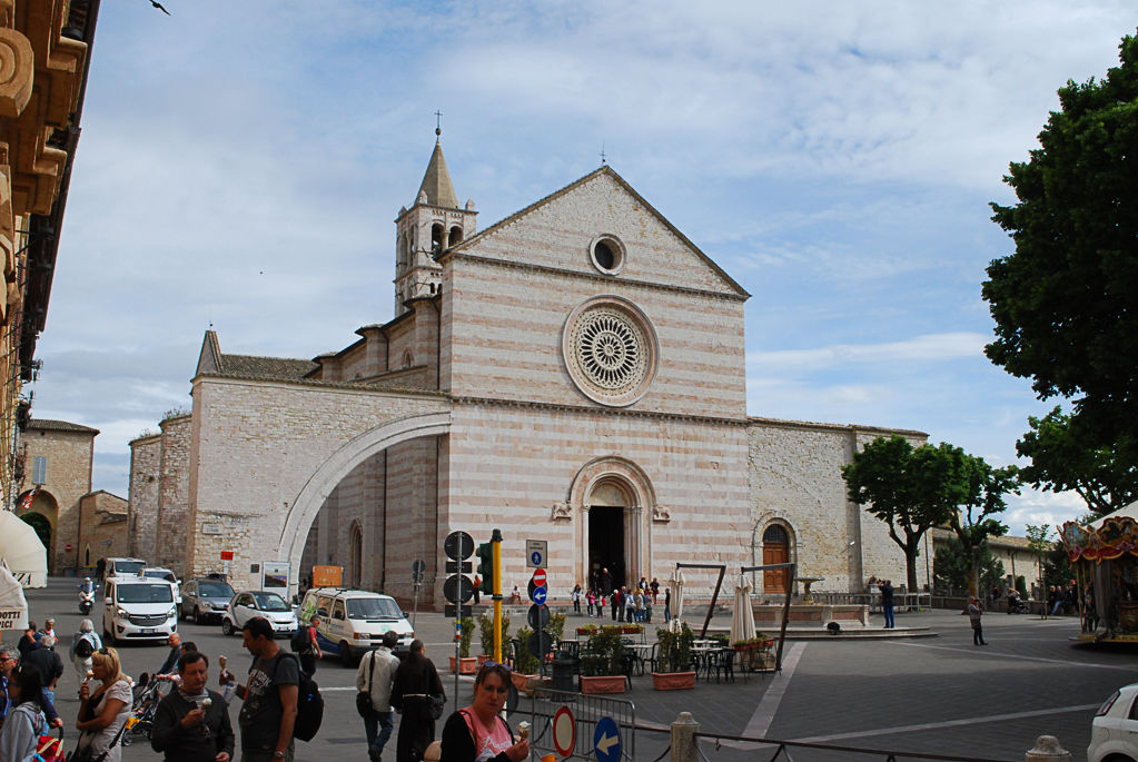 Assisi, Szent Klára bazilika, Santa Maria Sopra Minerva, Assisi főtér, Szent Ferenc szülőháza